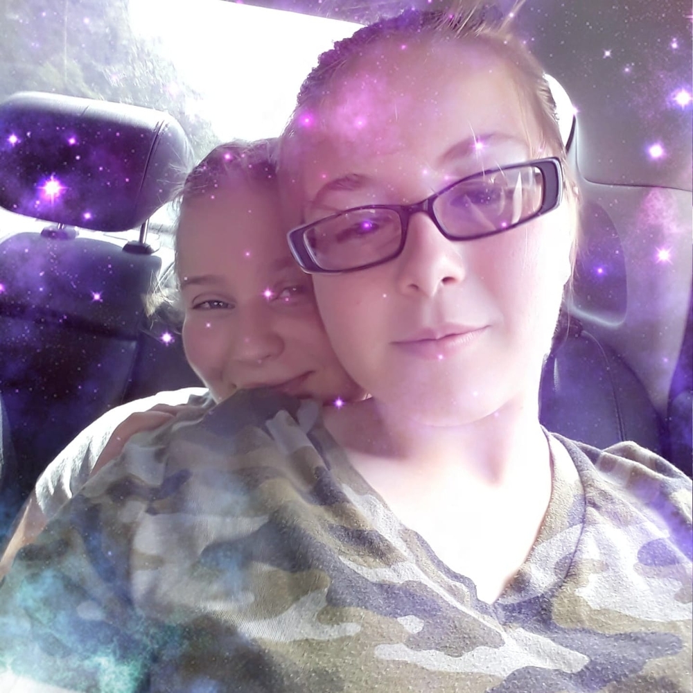 Meet your Posher, Alicia